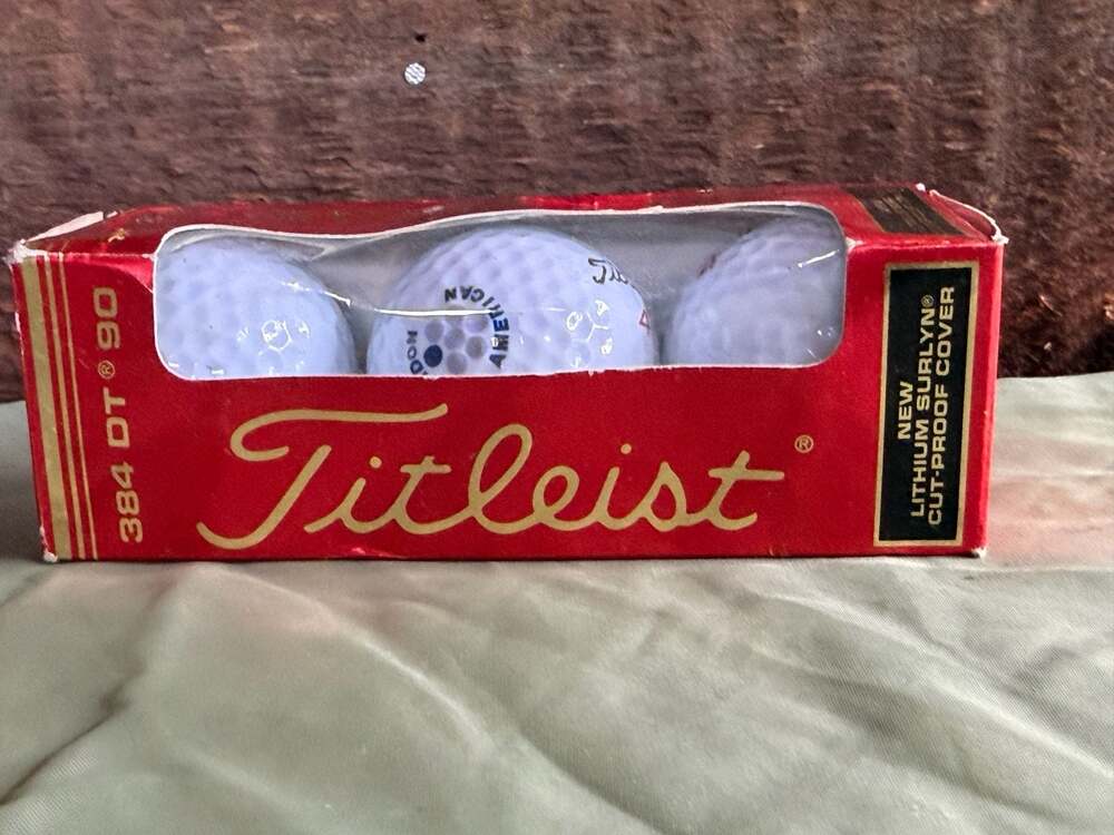 Vintage Titleist 384 DT 90 Compression Golf Balls, Sleeve of 3 NOS